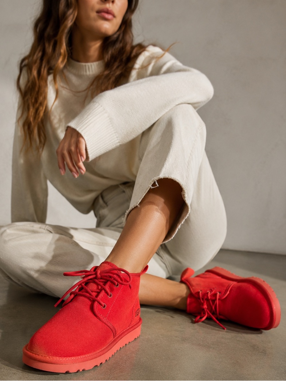 UGG Red Suede Neumel Chukka Ankle Boots Size 7 Cozy Streetwear Casual Luxe